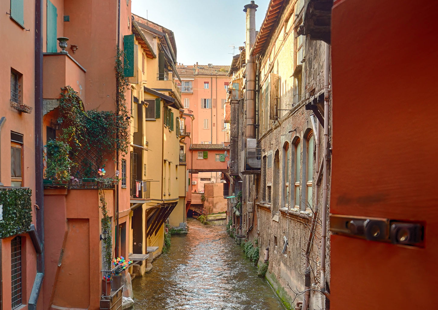 Via Piella, finestrella